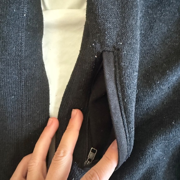 Patagonia Fleece Zip-Up - Picture 5 of 11